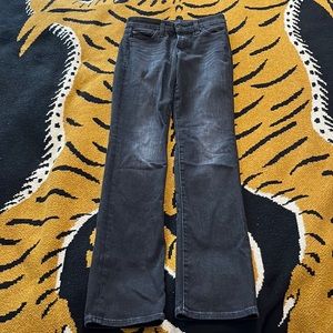 Lucky Brand Mid Rise Straight Sweet. Size 00